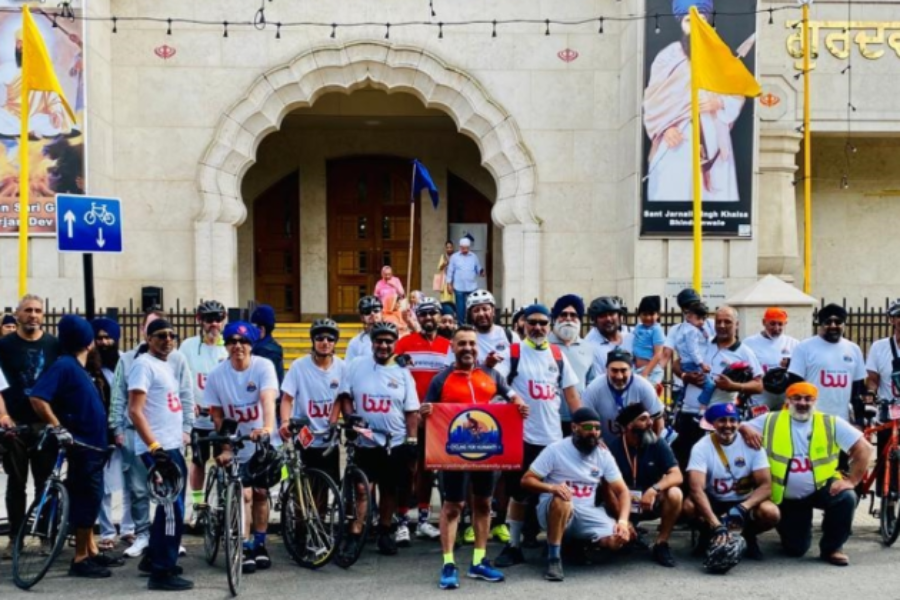 a photo of a group of cyclists